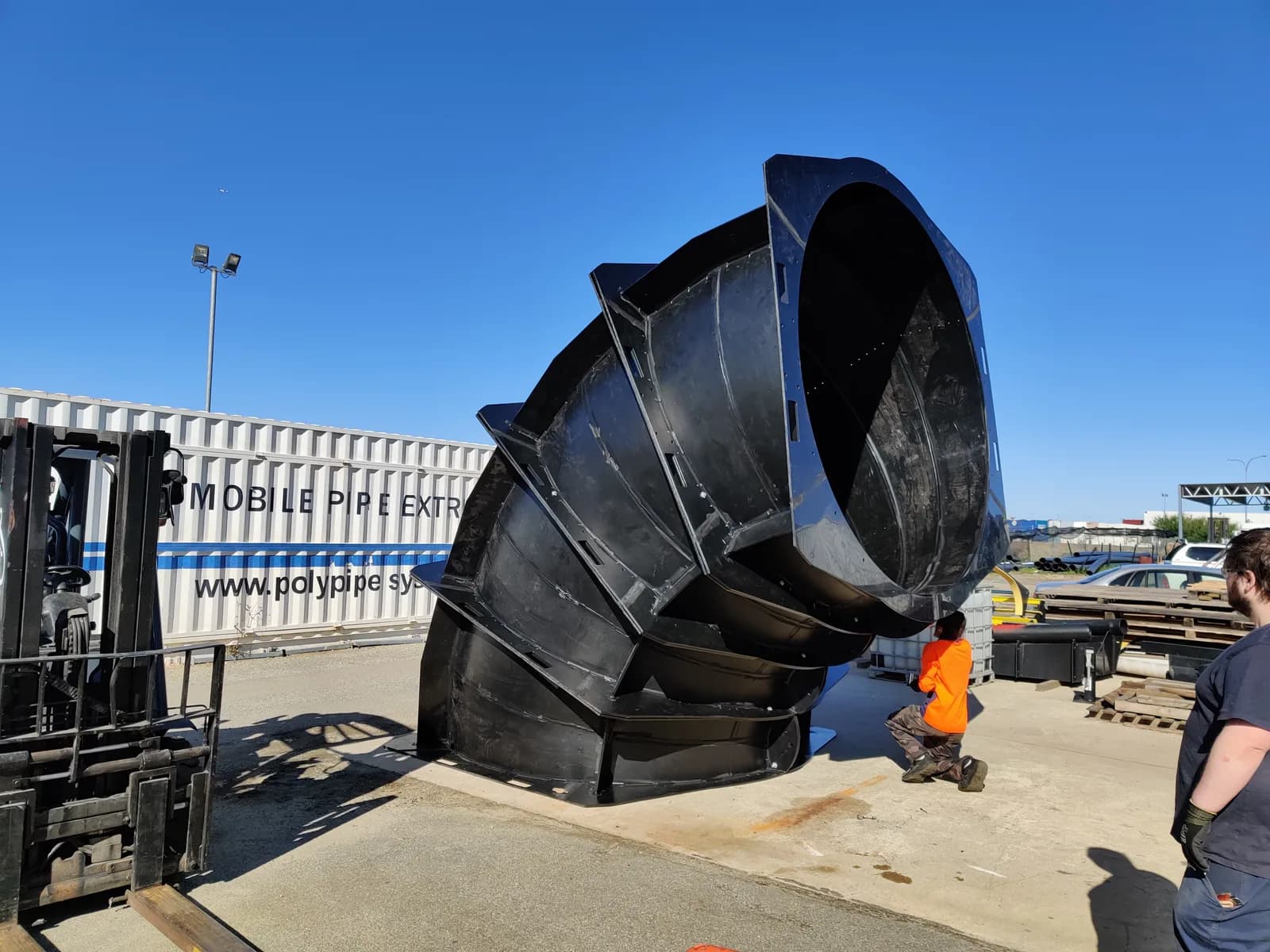 Ø2800 mm split Polyduct — workshop assembly view 1