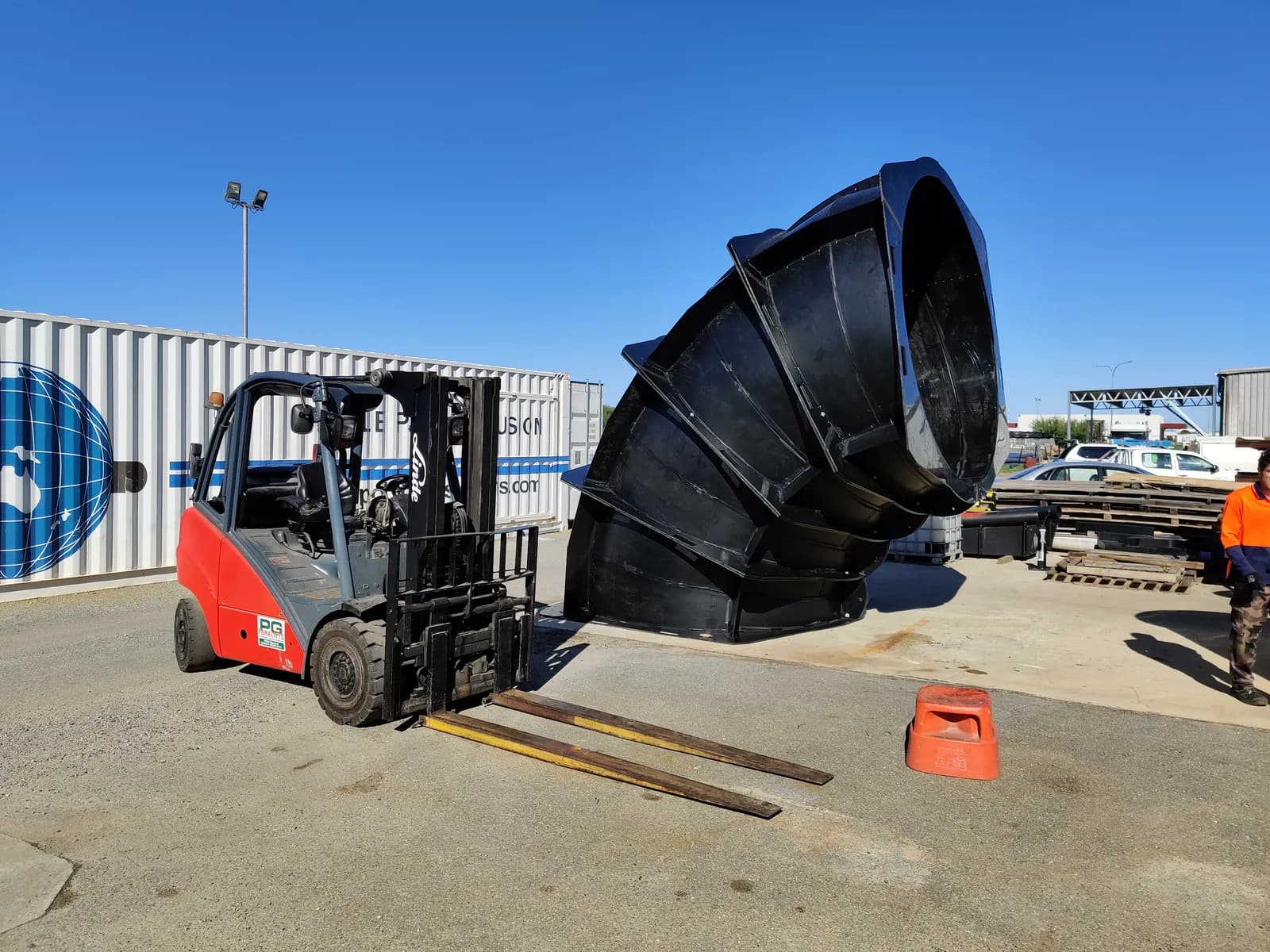 Ø2800 mm split Polyduct — workshop assembly view 2
