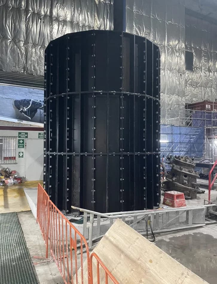 Modular stacked HDPE Polyduct shaft assembled on site