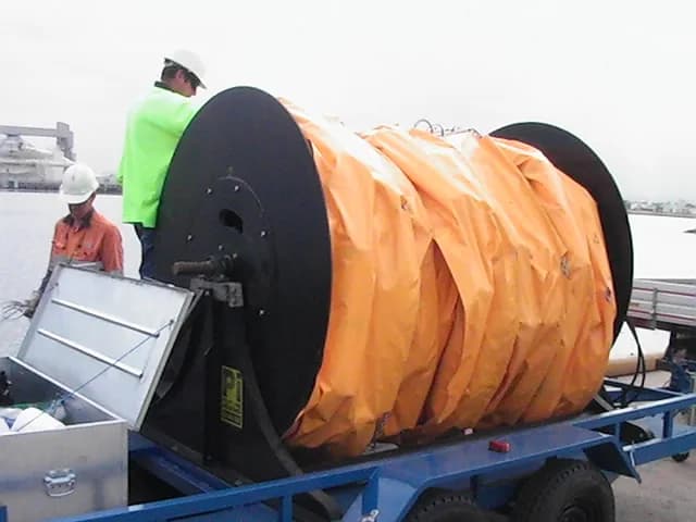 Polyethylene oil-spill response equipment — equipment reference shot