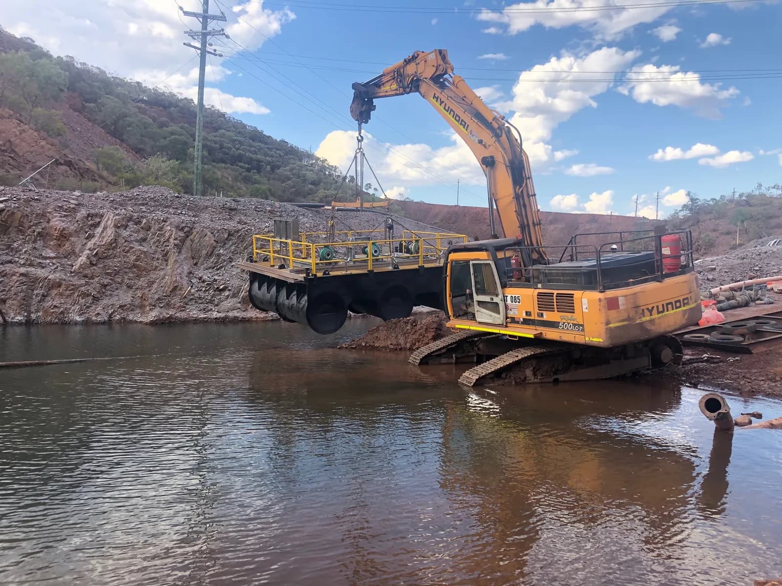 4.7 × 6 m modular pontoon — installed on water